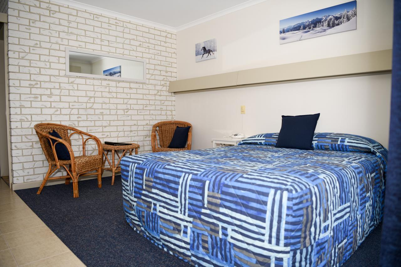Culcairn Motor Inn Exterior photo